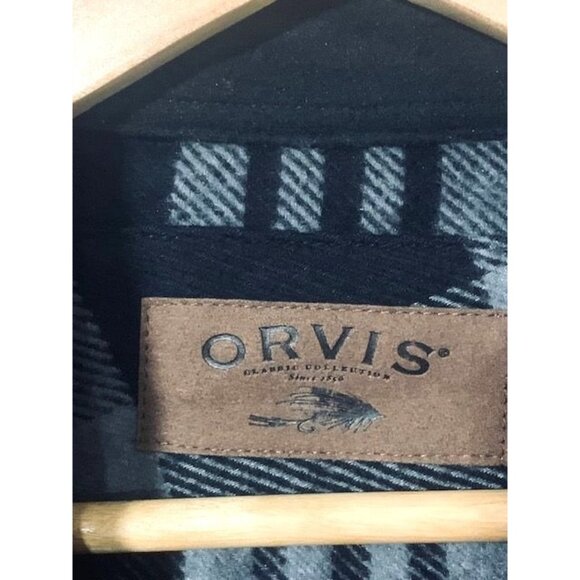Orvis Men's Large Black & Gray Heavy Plaid Button-Up Flannel Shacket - Picture 4 of 10